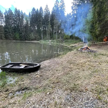 Netradicni Spani V Sudu U Rybnika 1 خيمة فخمة Radvanov